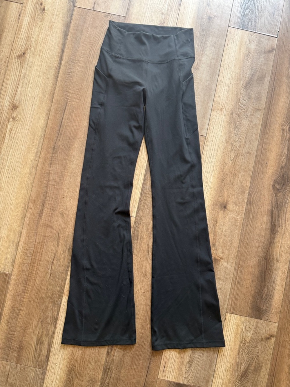 Fabletics Oasis PureLuxe High-Waist pocketed Flared Leggings